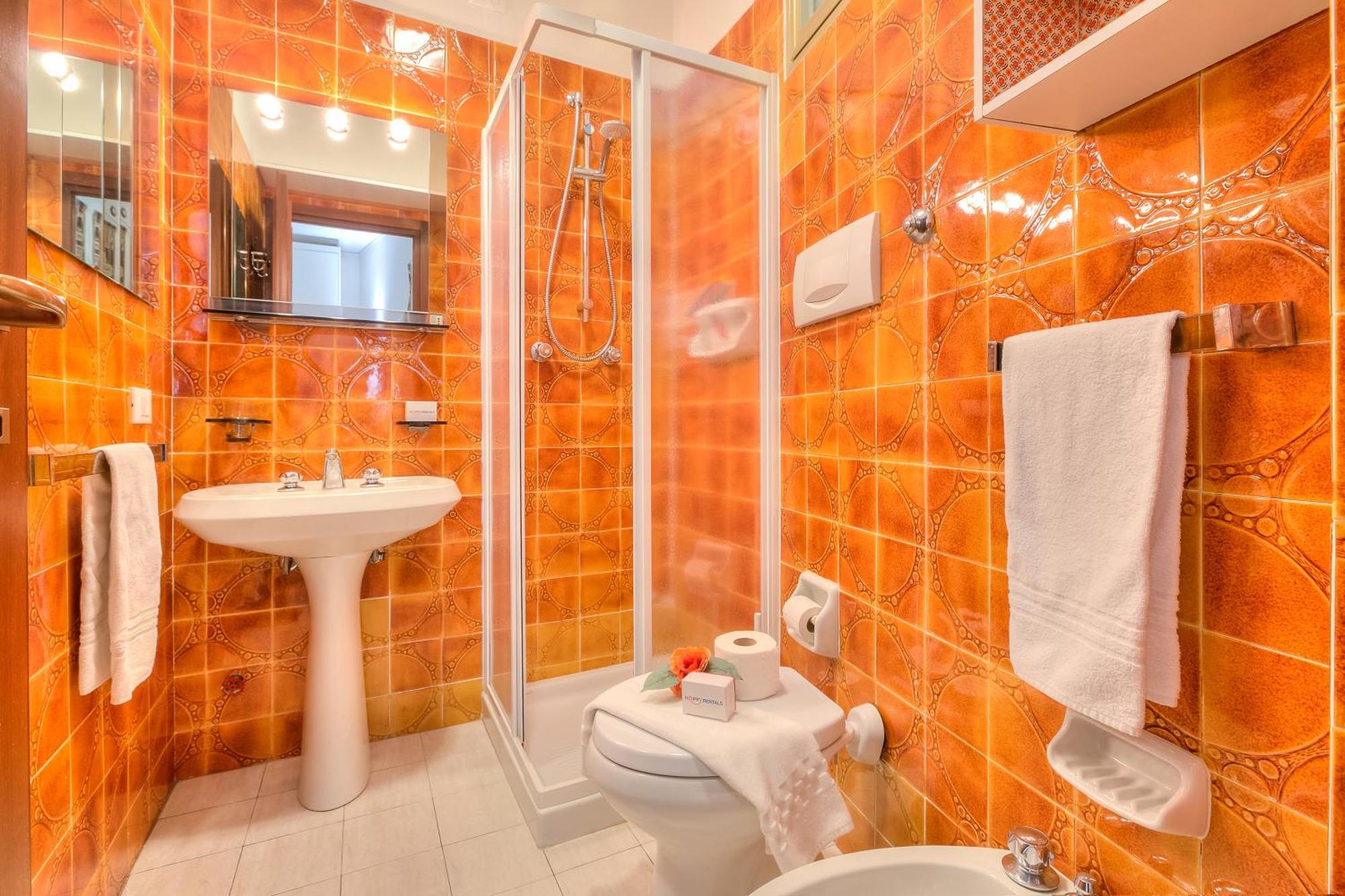 Casa Emma With Sea Glimpse - Happy Rentals Sanremo Eksteriør billede